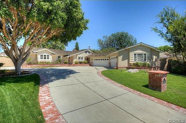1st image of 12262 Rebecca Ln