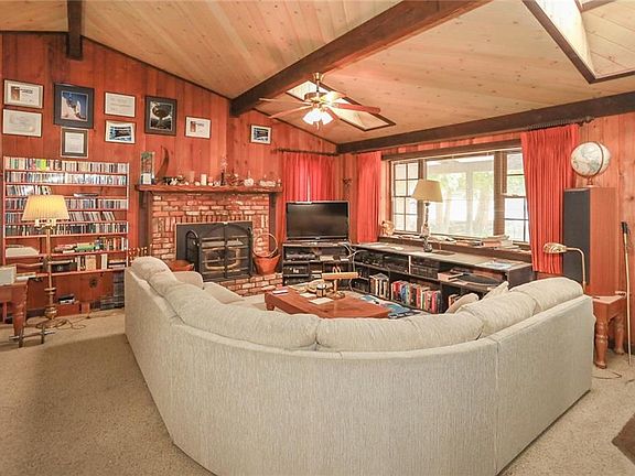5th image of 931 Kingston Ln