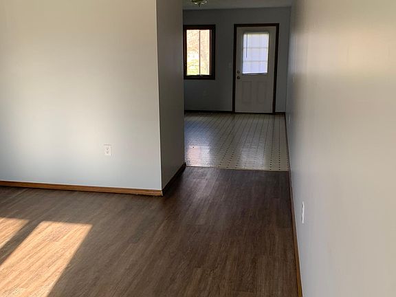 5th image of 307 N Willis St Unit B