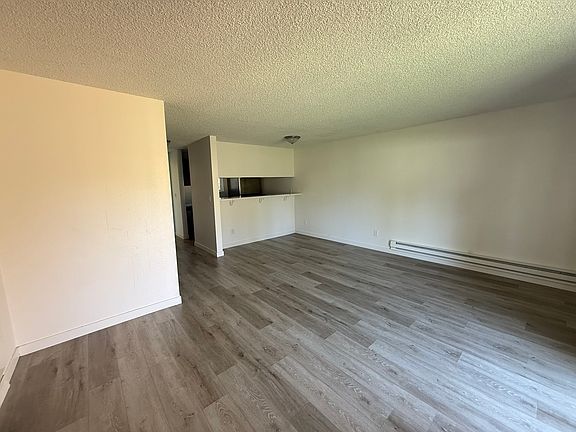 3rd image of 12015 108th Avenue Ct E