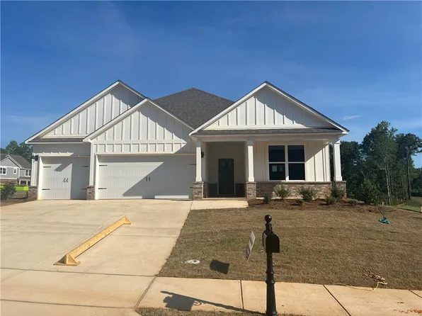 2502 Farmville Lakes Dr, Auburn, AL 36830