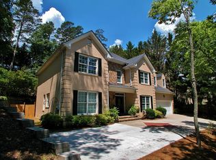 1999 Valley Rd NE, Gainesville, GA 30501