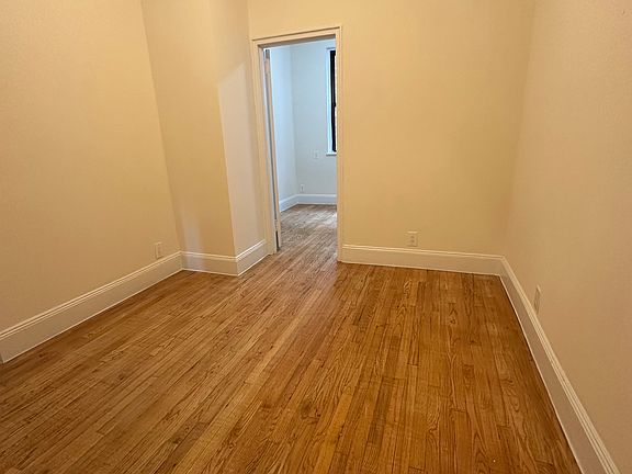 4th image of 67 Thompson St APT 2D