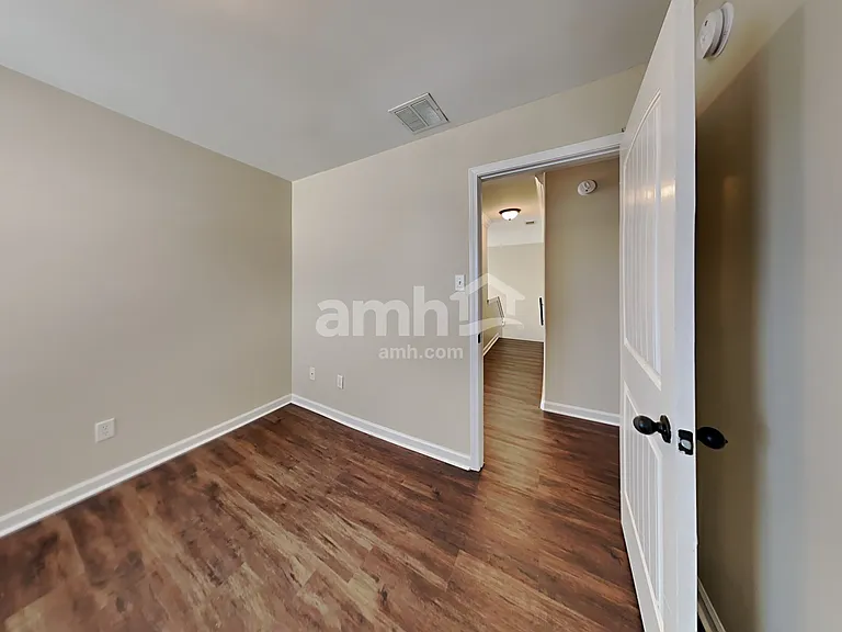 6900 Lagrange Grove Dr — Photo 12