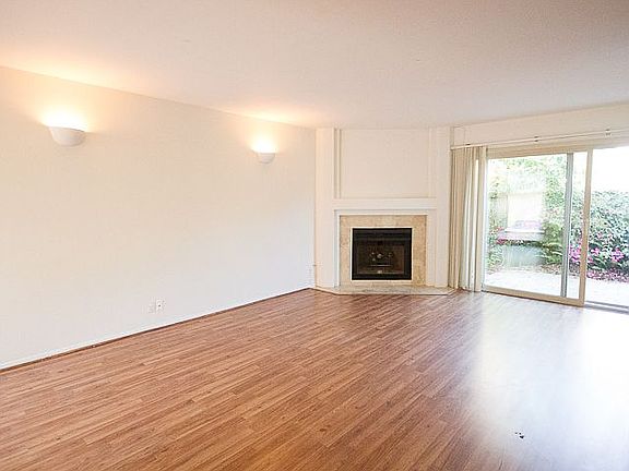 Living Room with Gas Fireplace