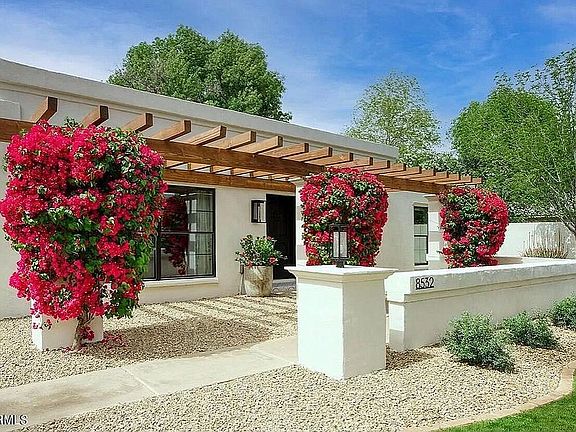 4th image of 8532 E San Lorenzo Dr