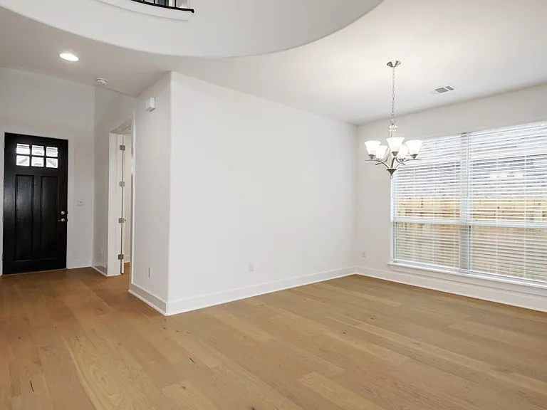 213 Poole Ln — Photo 10