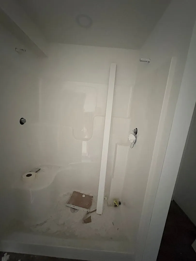 Newly Build 3 bedroom 2 bathroom Home: Pre-leasing for Mid Sept. Move-in. — Photo 4