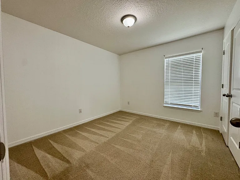 11102 Carrick Stone St — Photo 14