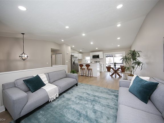 4th image of 192 Oakleigh Dr