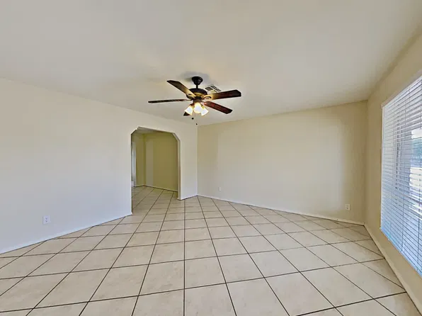 6410 W Cortez St, Glendale, AZ 85304