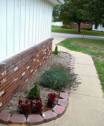 2nd image of 813 Savoie Ave