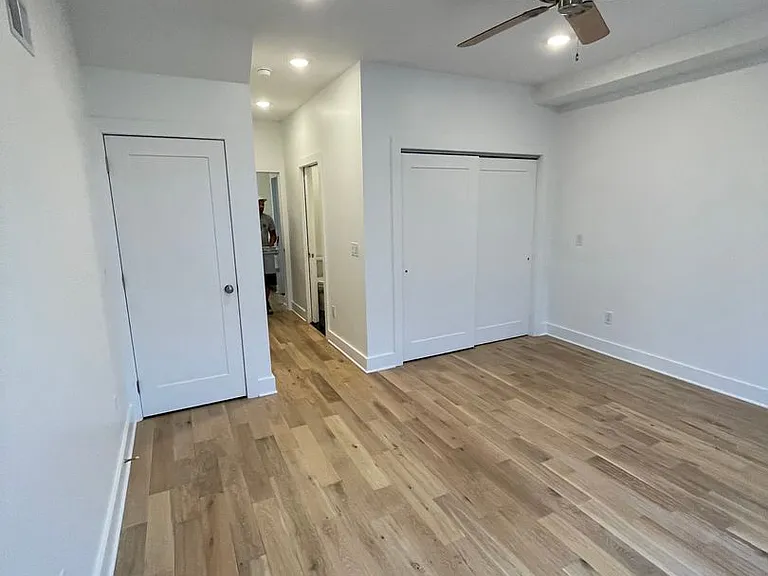 2404 Master St #2 — Photo 30