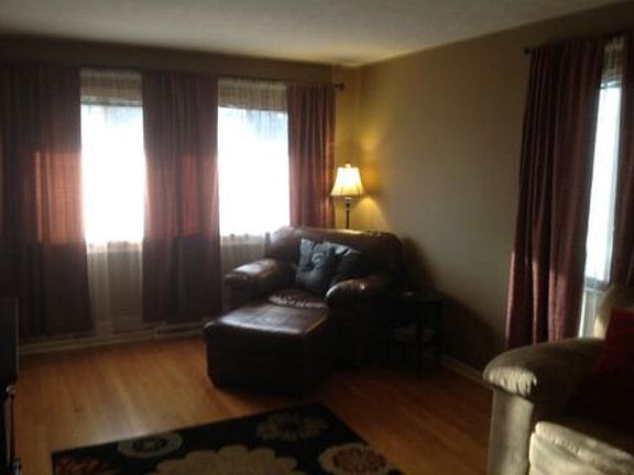 2nd image of 1032 Gilmore St