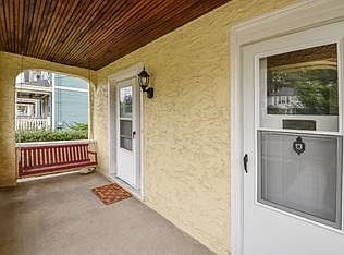 2nd image of 3740 Drakewood Dr Unit 1