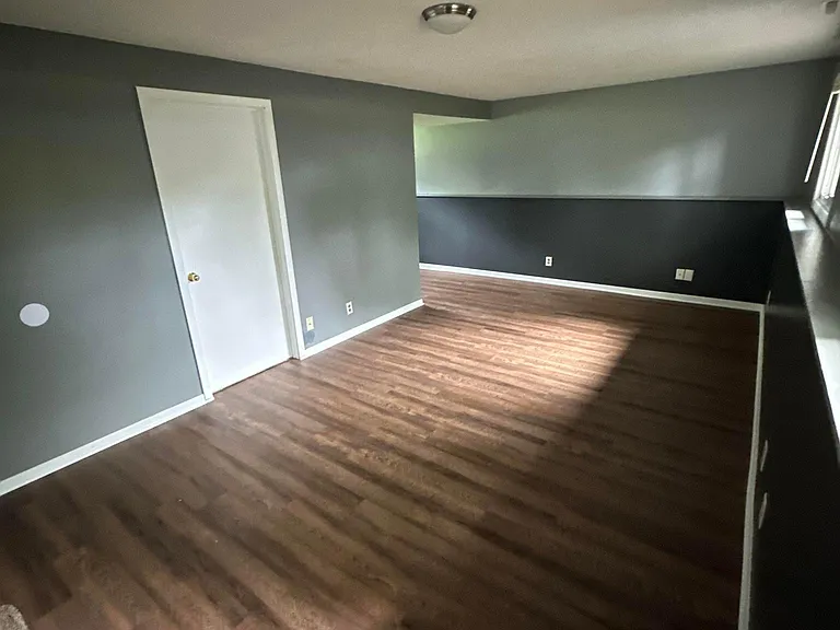 4556 Straw Ln — Photo 8