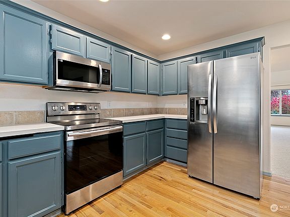 5th image of 2939 Westside Drive NW