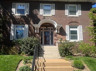 7069 Pershing Ave, Saint Louis, MO 63130