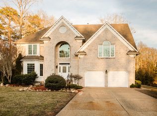 209 Water Fowl Dr, Yorktown, VA 23692