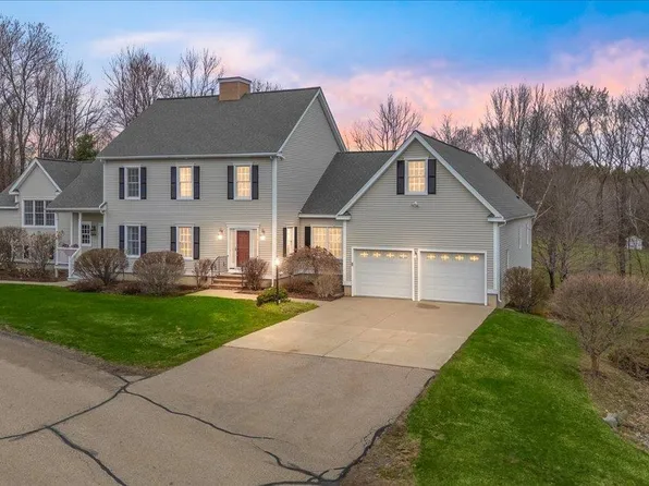 9 Steeple View Drive, Atkinson, NH 03811