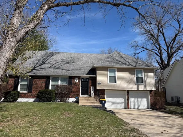 7620 E 100th St, Kansas City, MO 64134