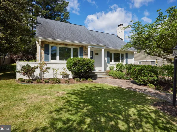 5610 Parkston Rd, Bethesda, MD 20816