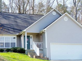 339 Dogwood Glen Ln, Powell, TN 37849