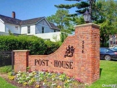 324 Post Ave APT 2B, Westbury, NY, 11590