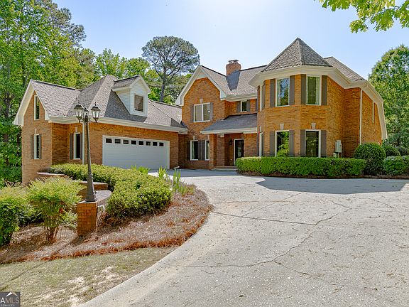 2nd image of 4405 Clack Rd