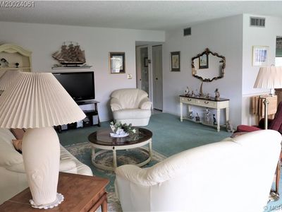 270 SW South River Dr APT 201, Stuart, FL, 34997