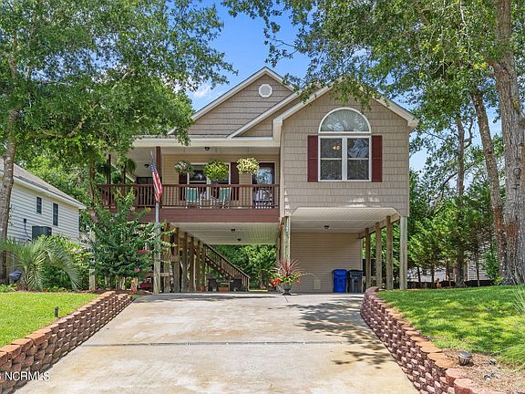4th image of 117 SE 12th Street