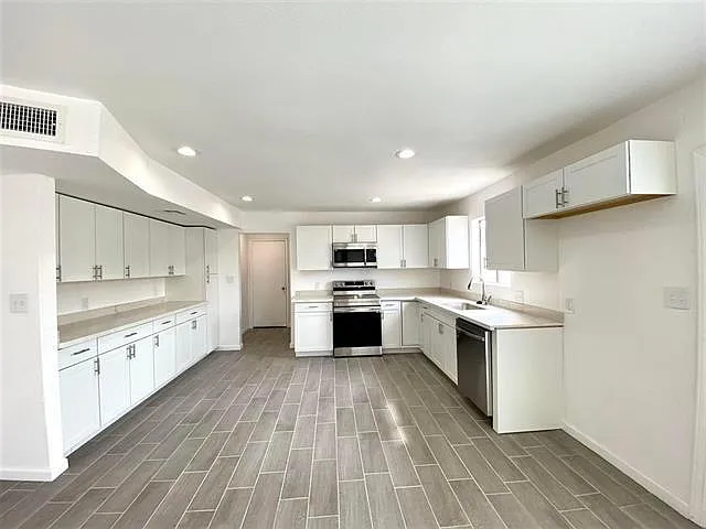 3148 W Lisbon St — Photo 6