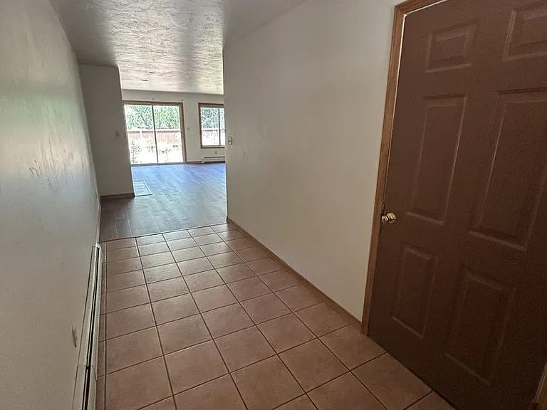 355 Jenkins Ranch Rd — Photo 2