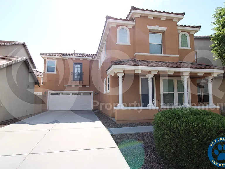 9134 S Roberts Rd — Photo 1