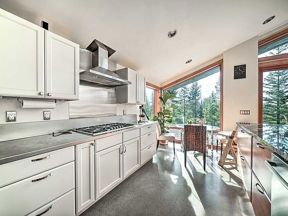 5th image of 71425 Undisclosed Address