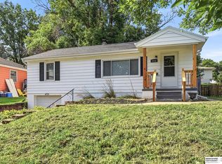 4725 B St, Omaha, NE 68106