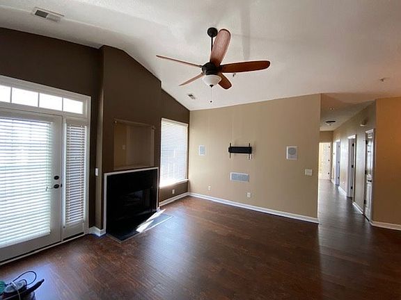 2nd image of 3015 Winston Dr APT 114