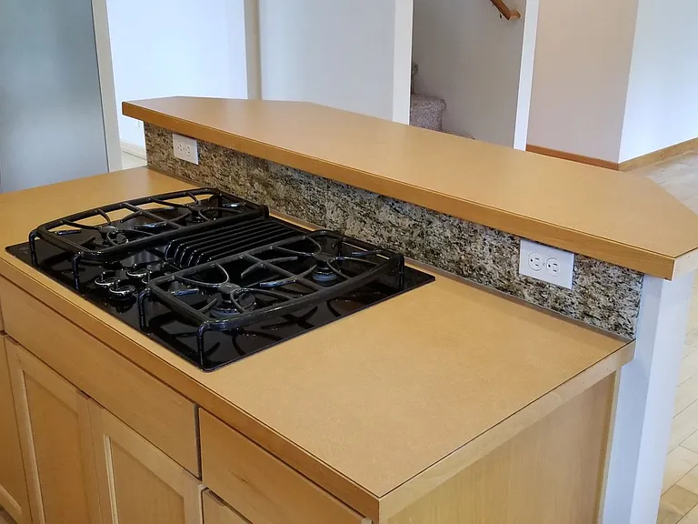 1847 Redwood Dr — Photo 10
