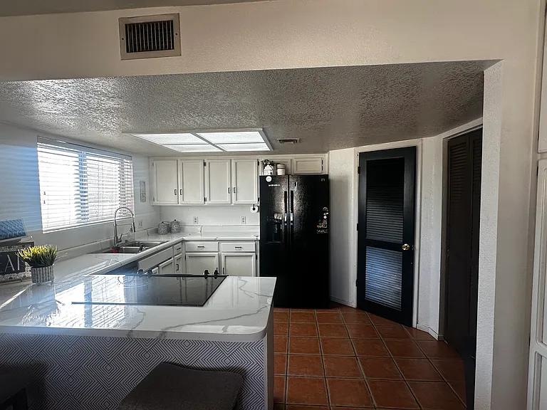 2525 W 12th Pl — Photo 5