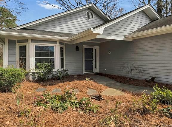 3rd image of 2928 Misty Plum Ct