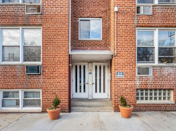 134-05 Dahlia Avenue image 1 of 12