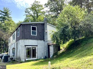 5939 Spring Rd, Shermans Dale, PA 17090
