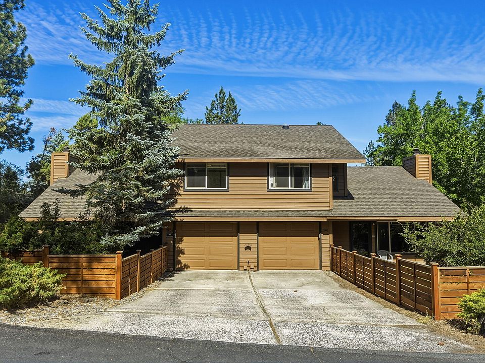 1st image of 2806 NE Lotno Dr