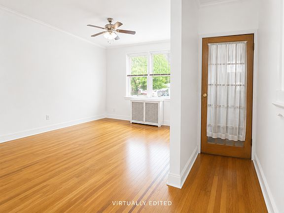 3rd image of 2823 41st St #1
