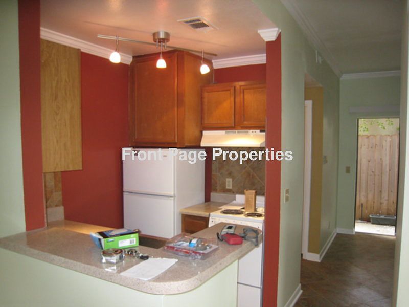 2nd image of 2206 Nueces St APT 102