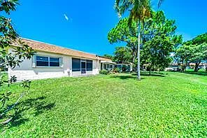 435 SW Natura Ave #A — Photo 8