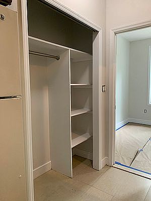 4th image of 4-35 27th Ave #1R