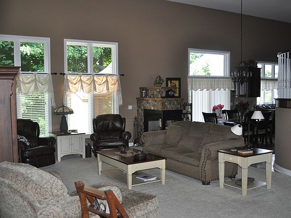 2nd image of 55755 Nicholas Dr