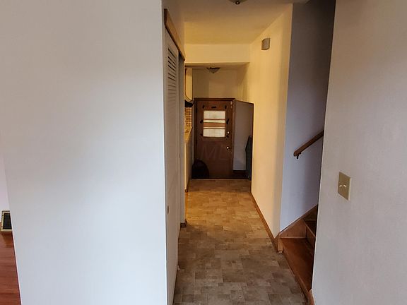 5th image of 5046 Tamarack Blvd