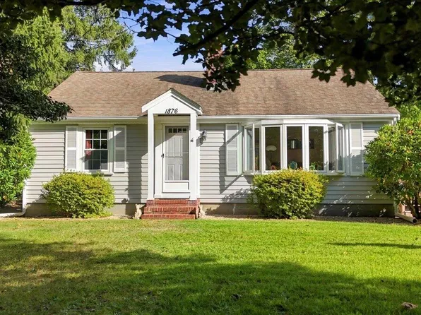 1876 Phinneys Lane, Barnstable, MA 02630
